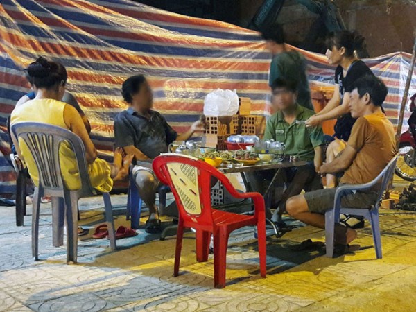Phản hồi từ loạt phóng sự Vé số đây!: Công ty xổ số có quan tâm người bán vé số dạo ?