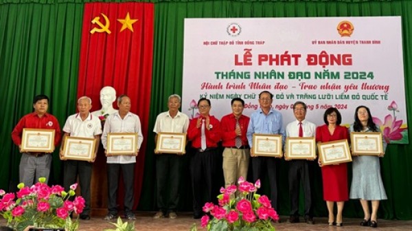 Công ty TNHH một thành viên Xổ số kiến thiết Đồng Tháp hưởng ứng “Tháng nhân đạo” năm 2024