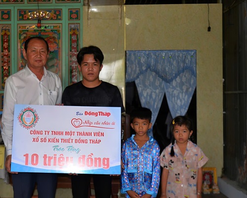 Công ty TNHH MTV Xổ số kiến thiết Đồng Tháp: Hỗ trợ gia đình có hoàn cảnh khó khăn