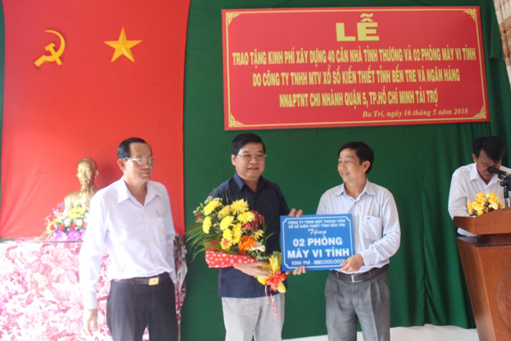 Công ty XSKT Bến Tre hỗ trợ hơn 2 tỷ đồng xây dựng nhà tình thương tại Ba Tri