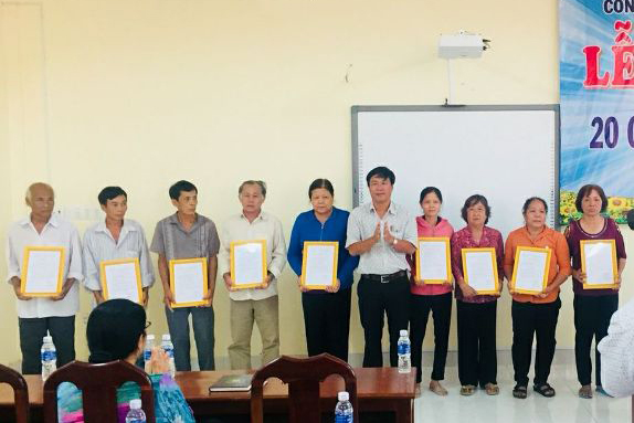 Description: http://xosobentre.com.vn/upload/xsktbentre/MCB1.jpg