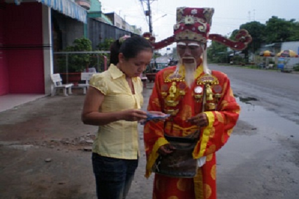 Vé số ngày vía Thần Tài