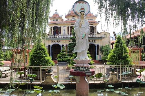 Đến Cần Thơ, đừng quên ghé chùa Hội Linh