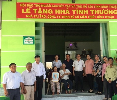 Cty Xổ số Kiến thiết Bình Thuận: Trao 3 nhà tình thương cho người khuyết tật