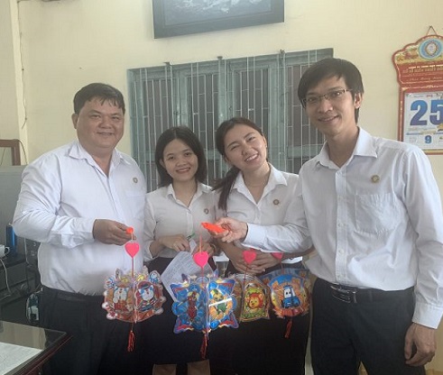 Xổ số Kiến thiết Đồng Tháp: Chi đoàn Công ty tổ chức trao quà Trung thu cho thiếu nhi Công ty