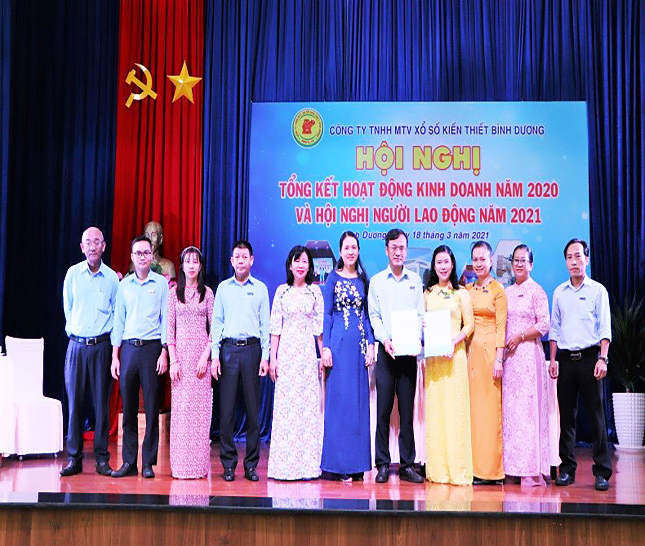 Bình Dương: Hội nghị tổng kết hoạt động kinh doanh năm 2020 và hội nghị người lao động năm 2021