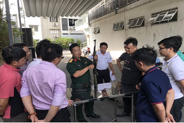 30-b-i-hlqs-3-f70806d6068736e4d6b5d6469b