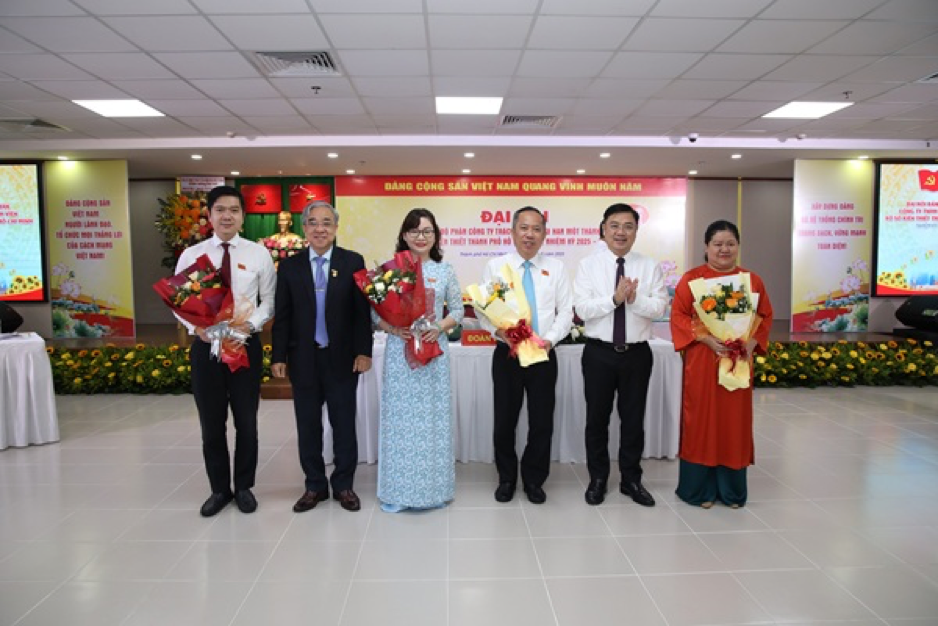 Đồng chí Trương Vĩnh Tùng được bầu làm Bí thư Đảng ủy với số phiếu tín nhiệm tuyệt đối