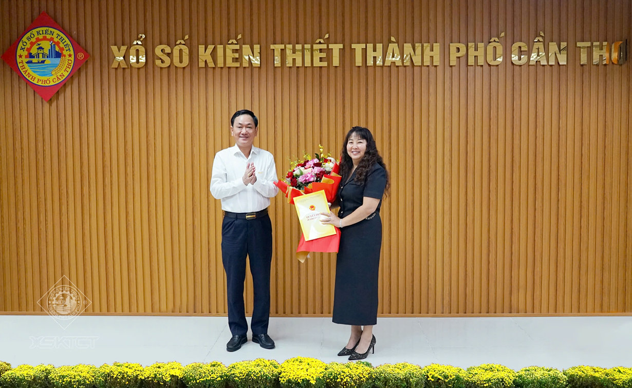 Công bố bổ nhiệm lại Giám đốc Công ty Xổ số kiến thiết Cần Thơ